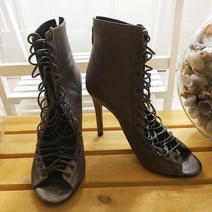 Lace up boot heels!